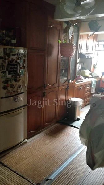 Common Room (HDB) for Rent in  2 Everton Park - Image 3