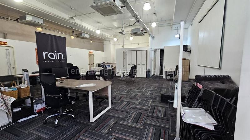 Light Industrial (B1) for Rent: CT Hub - Image 4