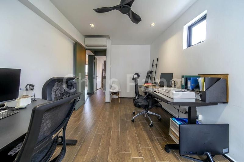 5 Room (5A) HDB for Sale in  176 Ang Mo Kio Avenue 4 - Image 7