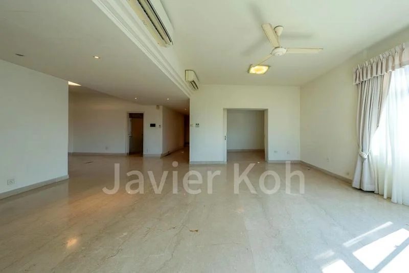 4 Bed Condo for Rent in  The Waterside - Image 17