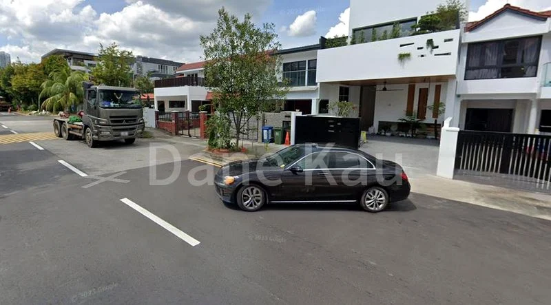 5 Bed Corner Terrace (Landed) for Sale in Serangoon Garden Estate - Image 2