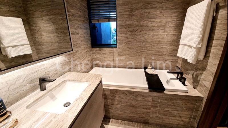 5 Bed Condo for Sale in  The Continuum - Image 39