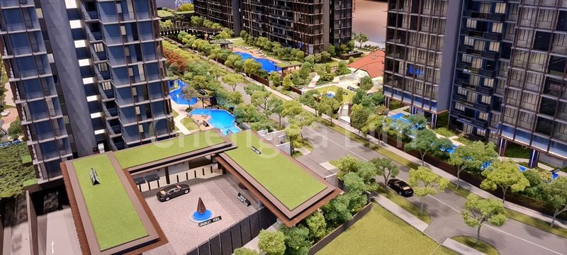 5 Bed Condo for Sale in  The Continuum - Image 3