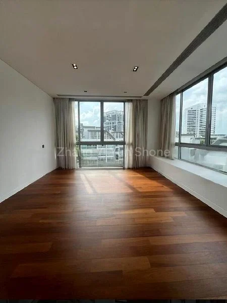 4 Bed Apartment (Condo) for Rent in  The Oliv - Image 13