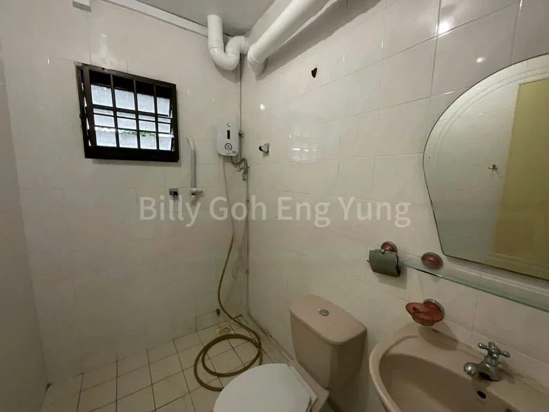 5 Room (5I) HDB for Sale in  106 Rivervale Walk - Image 9