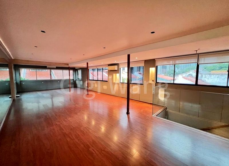 Shop / Shophouse for Rent: Prominent Corner Unit | KTV/Entertainment - Image 9