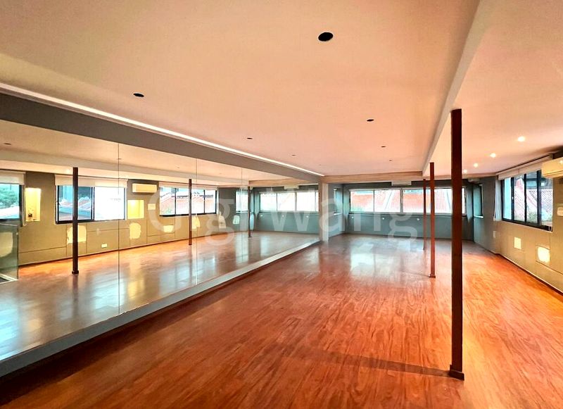Shop / Shophouse for Rent: Prominent Corner Unit | KTV/Entertainment - Image 10