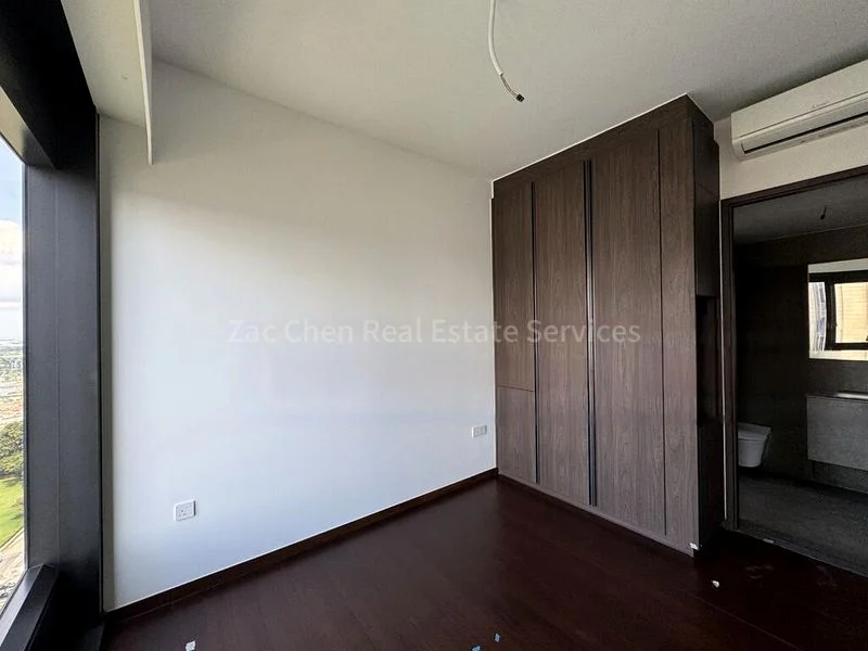 3 Bed Condo for Rent in  Midtown Modern - Image 4