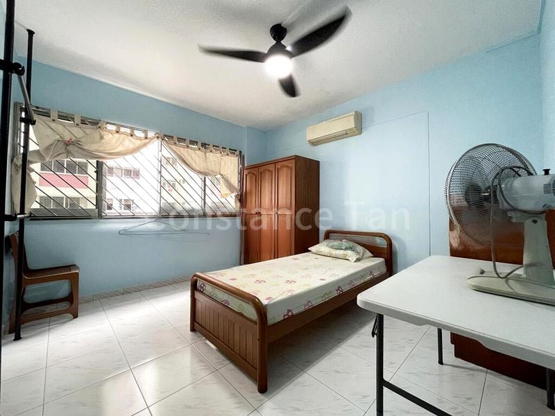 Common Room (HDB) for Rent in  103 Lengkong Tiga - Image 1