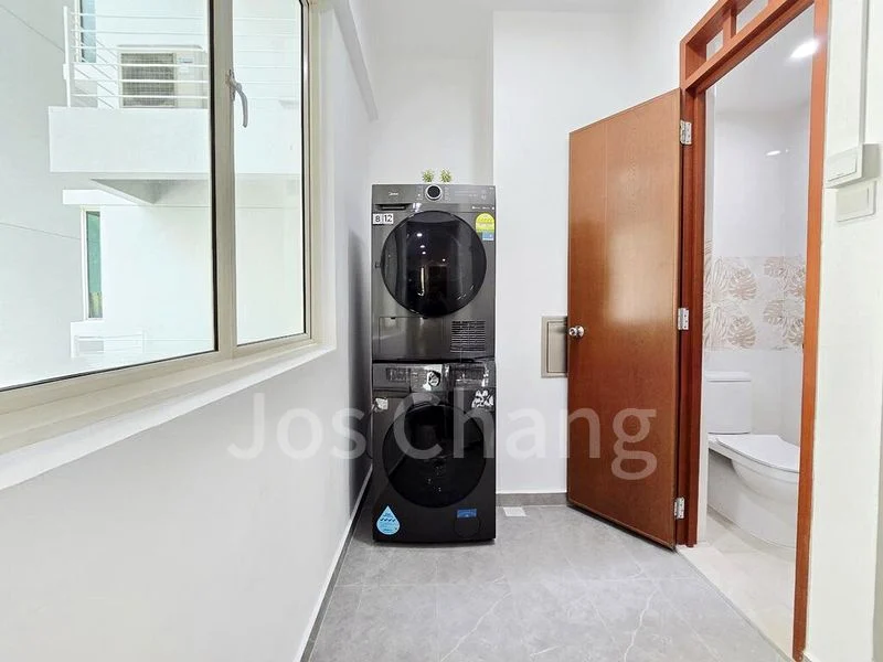 Master Room (Condo) for Rent in  Sunglade - Image 1