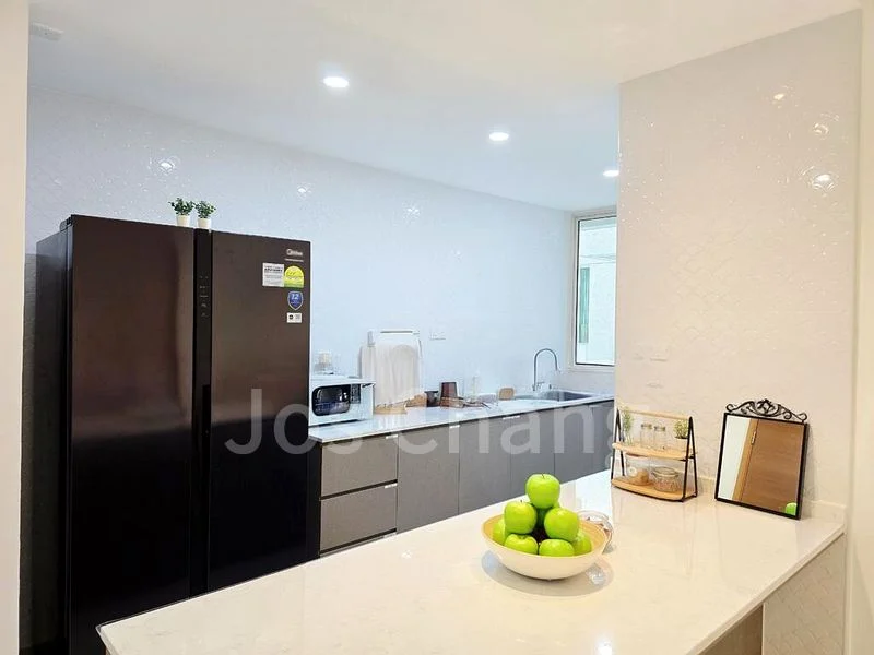 Master Room (Condo) for Rent in  Sunglade - Image 2