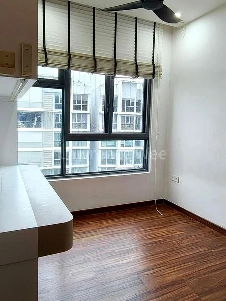 3 Bed Executive Condo for Rent in  The Brownstone - Image 16