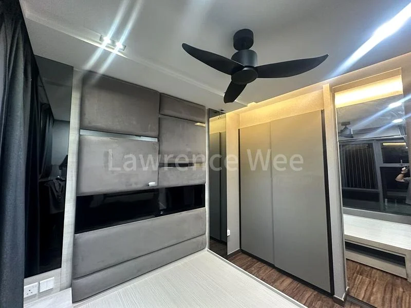 3 Bed Executive Condo for Rent in  The Brownstone - Image 9