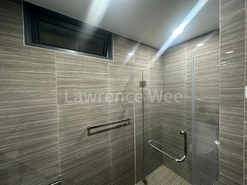 3 Bed Executive Condo for Rent in  The Brownstone - Image 6