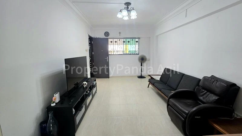 3 Room (3A) HDB for Sale in 852 Yishun Street 81 - Image 3