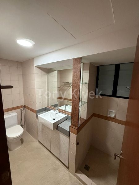 Common Room (Condo) for Rent in  Woodsvale - Image 2