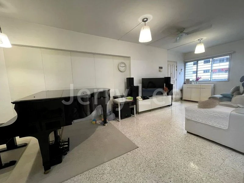 3 Room (3A) HDB for Sale in 429 Clementi Avenue 3 - Image 3