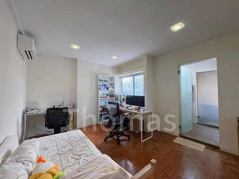 3 Bed Apartment (Condo) for Sale in  Moulmein Court - Image 11
