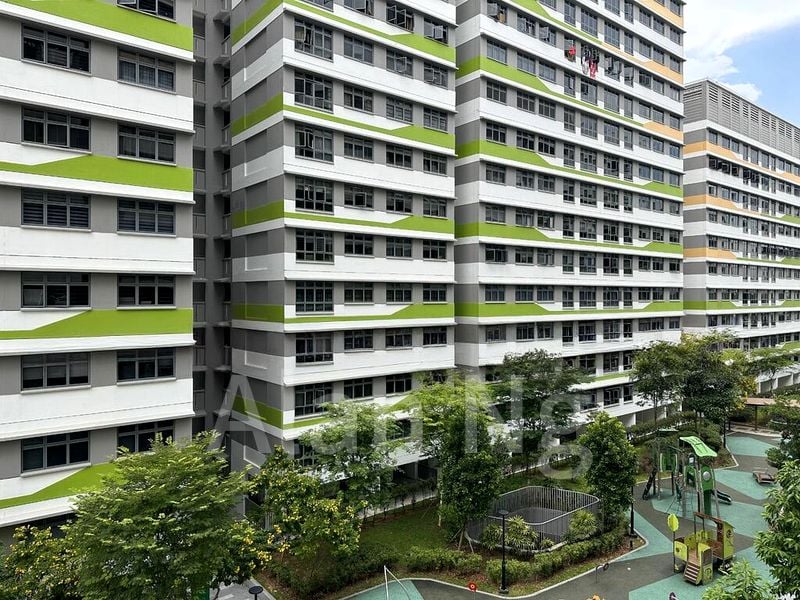 Room (HDB) for Rent in  621A Tampines Street 61 - Image 2