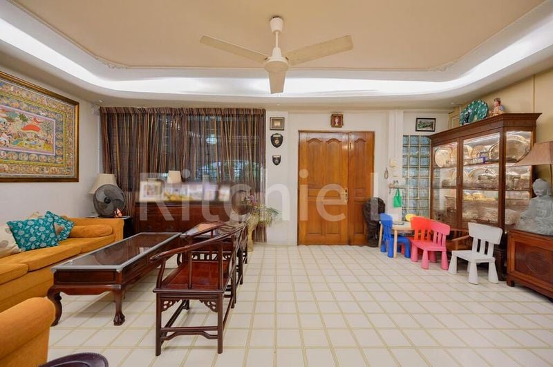 4 Bed Terraced House (Landed) for Sale in  Jalan Elok - Image 10