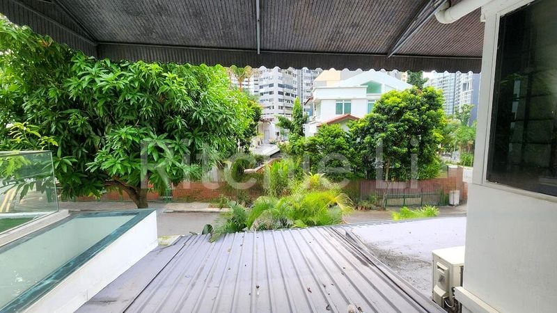 4 Bed Terraced House (Landed) for Sale in  Jalan Elok - Image 3