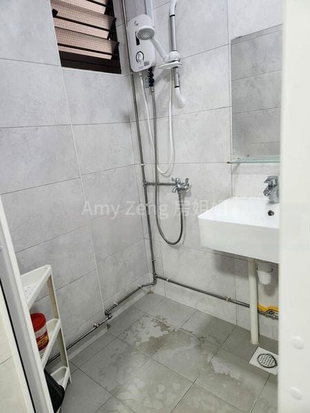 Master Room (HDB) for Rent in  232 Simei Street 4 - Image 7