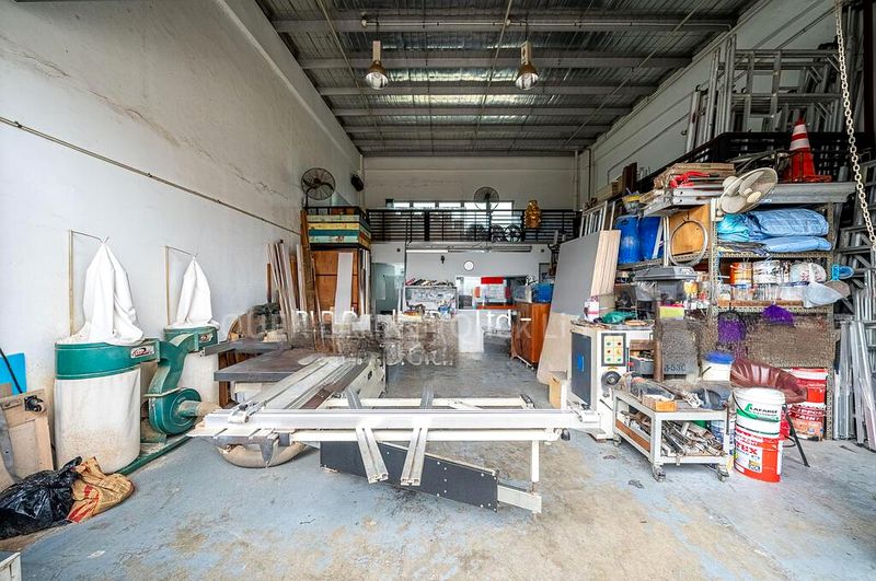 Factory / Workshop (B2) for Sale: "Pioneer Point - Image 4