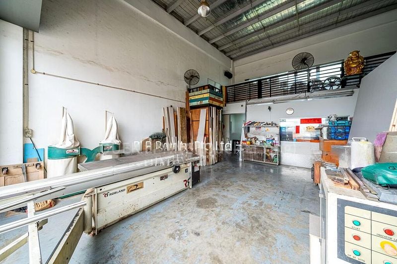 Factory / Workshop (B2) for Sale: "Pioneer Point - Image 5