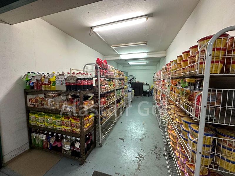 Shop / Shophouse for Rent: 176 Boon Lay Drive - Image 2