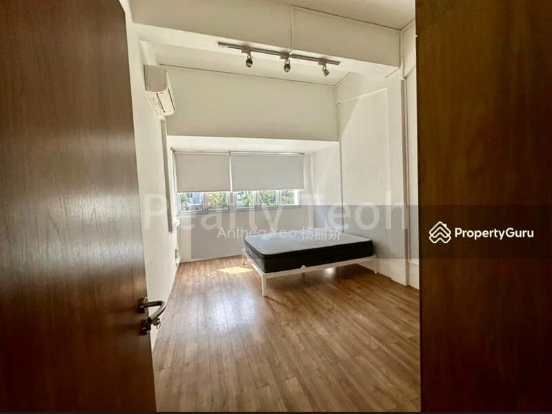 3 Bed Walk-up Apartment (Condo) for Sale in  River Valley Apartments - Image 1