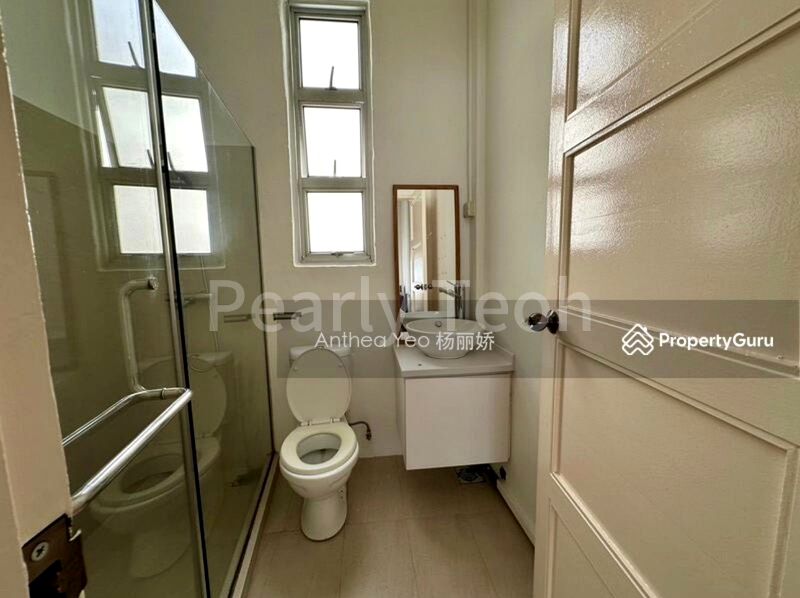 3 Bed Walk-up Apartment (Condo) for Sale in  River Valley Apartments - Image 10