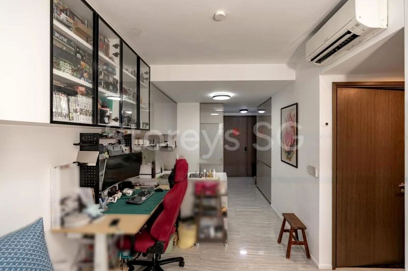 2 Bed Condo for Sale in  Parc Esta - Image 4