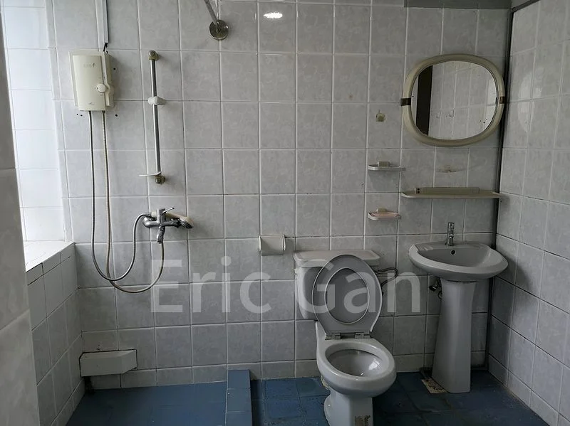 3 Bed Apartment (Condo) for Rent in  336 River Valley - Image 5