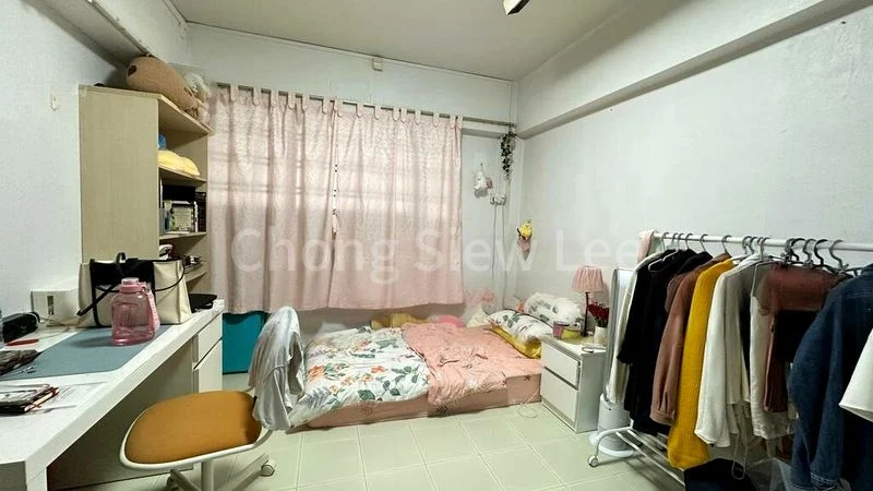 3 Room (3A) HDB for Rent in  102 Tampines Street 11 - Image 2