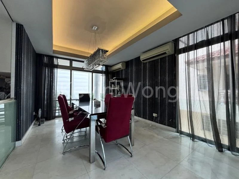 6 Bed Semi-Detached House (Landed) for Sale in East Coast Hill - Image 9