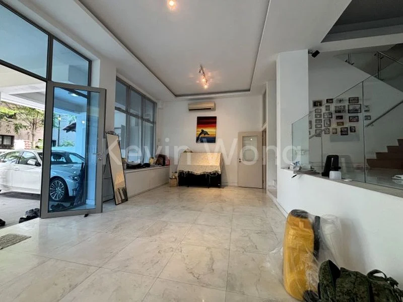 6 Bed Semi-Detached House (Landed) for Sale in East Coast Hill - Image 2