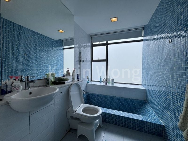 6 Bed Semi-Detached House (Landed) for Sale in East Coast Hill - Image 16