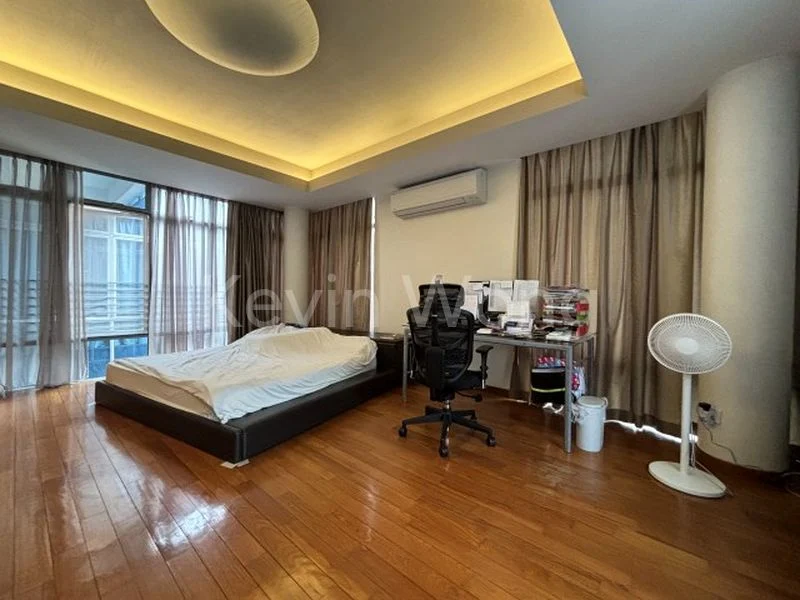 6 Bed Semi-Detached House (Landed) for Sale in East Coast Hill - Image 10