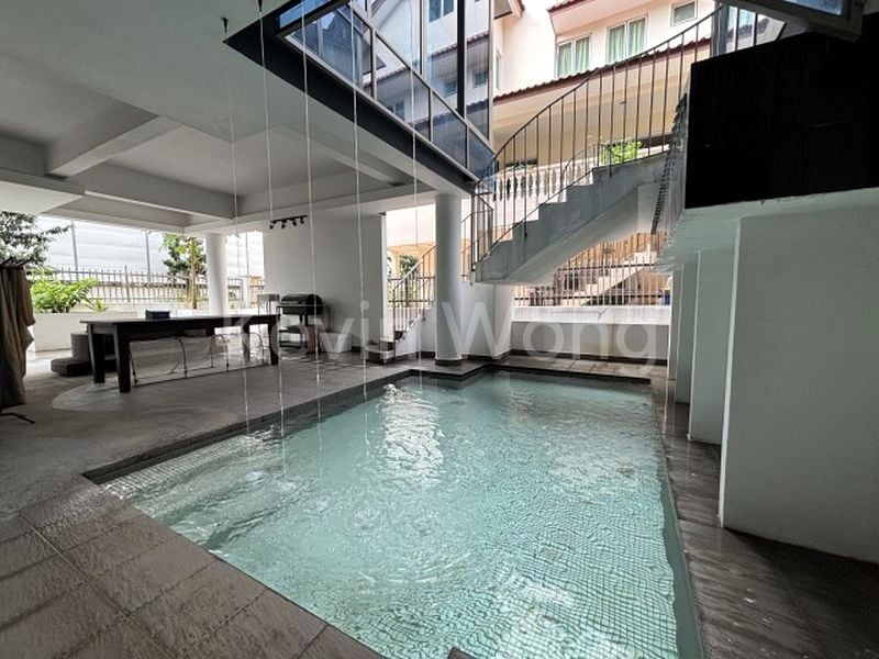 6 Bed Semi-Detached House (Landed) for Sale in East Coast Hill - Image 5