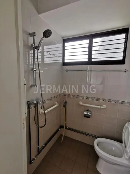 4 Room (4NG) HDB for Sale in  333 Clementi Avenue 2 - Image 8