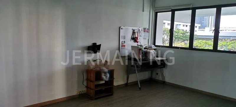 4 Room (4NG) HDB for Sale in  333 Clementi Avenue 2 - Image 4