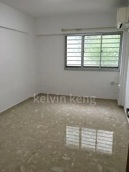 4 Room (4A) HDB for Rent in 118 Clementi Street 13 - Image 5