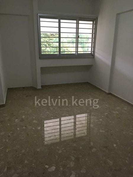 4 Room (4A) HDB for Rent in 118 Clementi Street 13 - Image 4