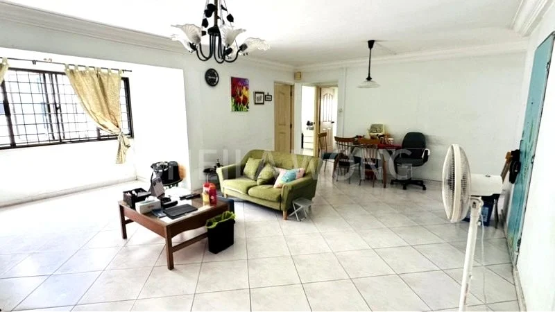 5 Room (5I) HDB for Sale in  228A Compassvale Walk - Image 1