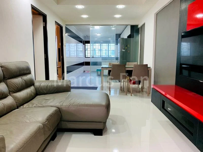 3 Room (3NG) HDB for Rent in  217 Tampines Street 23 - Image 2