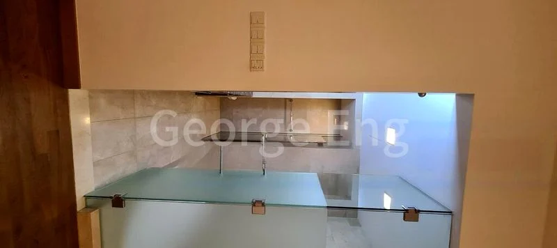 3 Bed Condo for Rent in  The Grange - Image 10