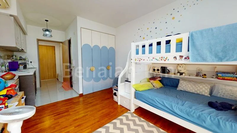 3 Bed Executive Condo for Rent in  Twin Fountains - Image 4