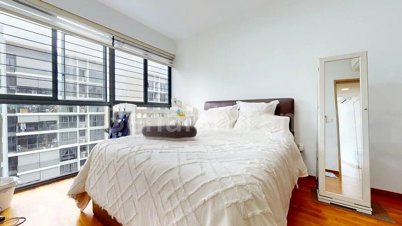 3 Bed Executive Condo for Rent in  Twin Fountains - Image 2