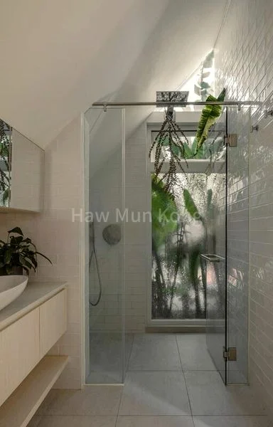 4 Bed Terraced House (Landed) for Sale in  Ansar Garden - Image 3