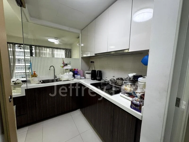 3 Bed Executive Condo for Rent in  Twin Waterfalls - Image 5
